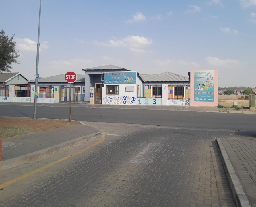 2 Bedroom Property for Sale in Raceway Free State